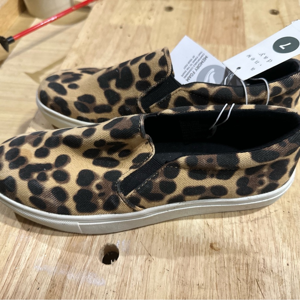 Women slide on sneakers